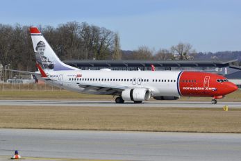 LN-DYA - Norwegian Air Shuttle Boeing 737-800