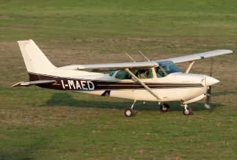 I-MAED - Private Cessna 172 RG Skyhawk / Cutlass