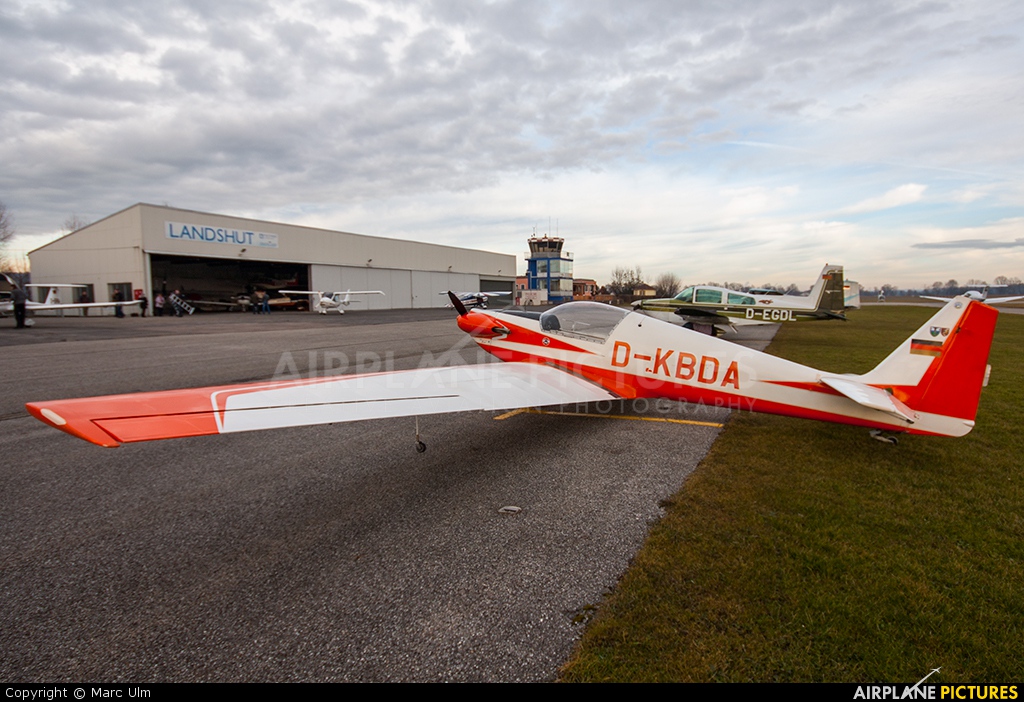 Private D-KBDA aircraft at Landshut