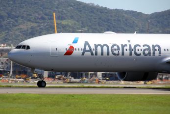 N726AN - American Airlines Boeing 777-300ER