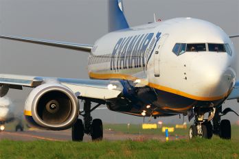EI-EMN - Ryanair Boeing 737-800