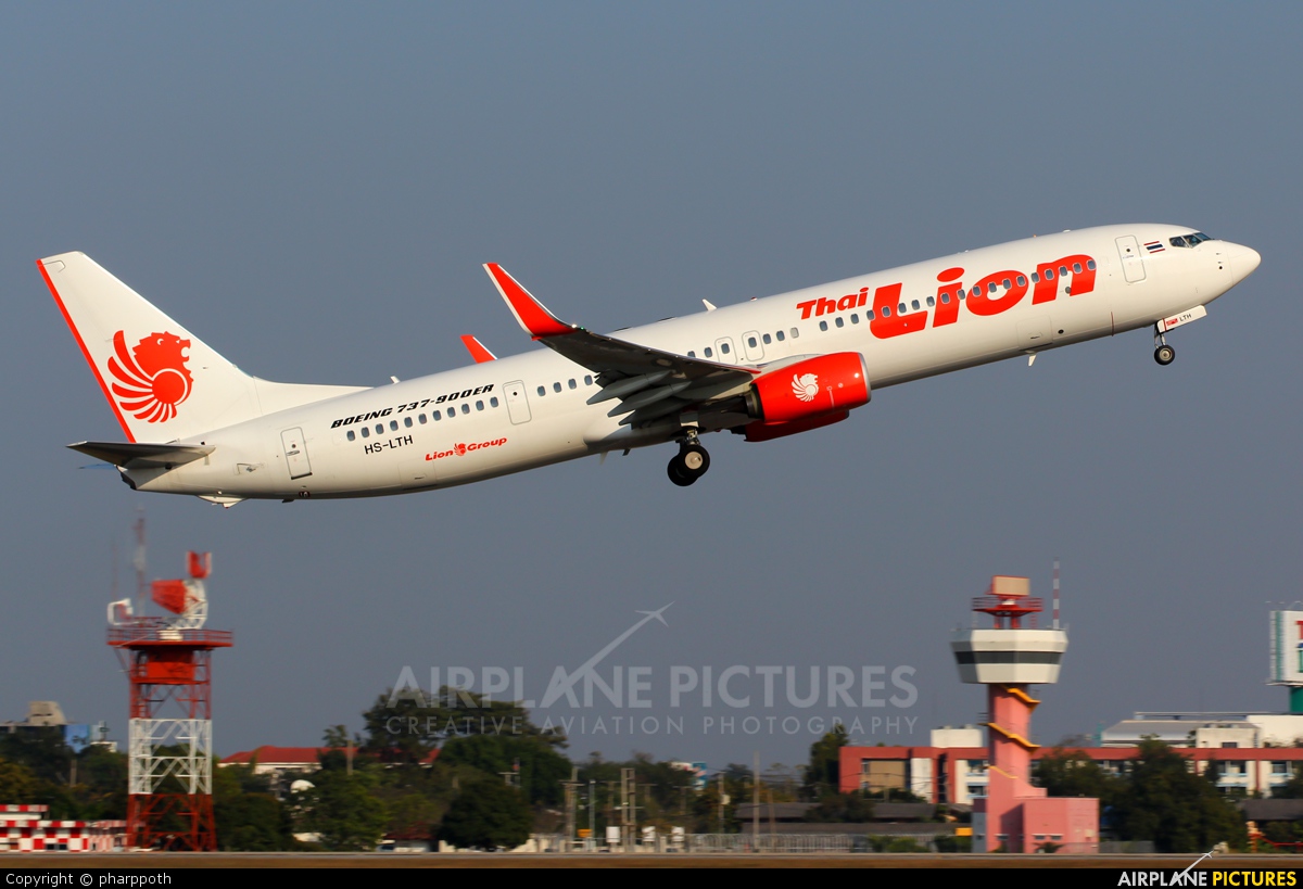 Thai Lion Air HS-LTH aircraft at Chiang-Mai