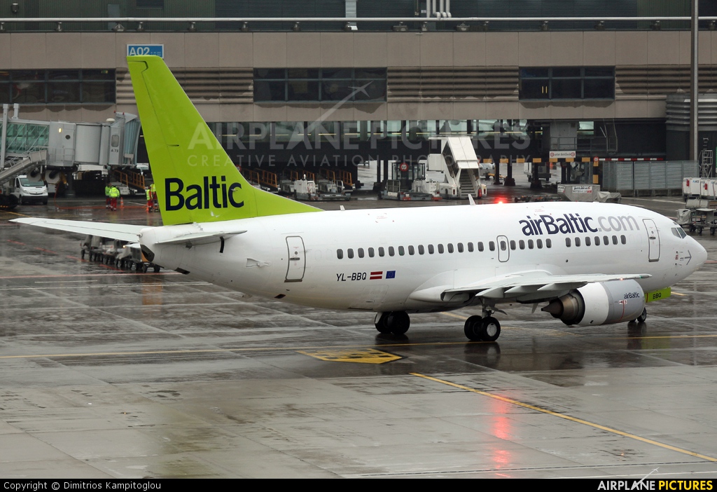 Air Baltic YL-BBQ aircraft at Zurich