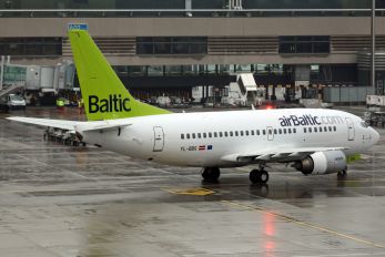 YL-BBQ - Air Baltic Boeing 737-500