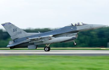 89-2018 - USA - Air Force General Dynamics F-16C Fighting Falcon
