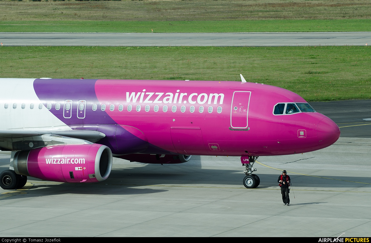 Wizz Air HA-LPK aircraft at Katowice - Pyrzowice