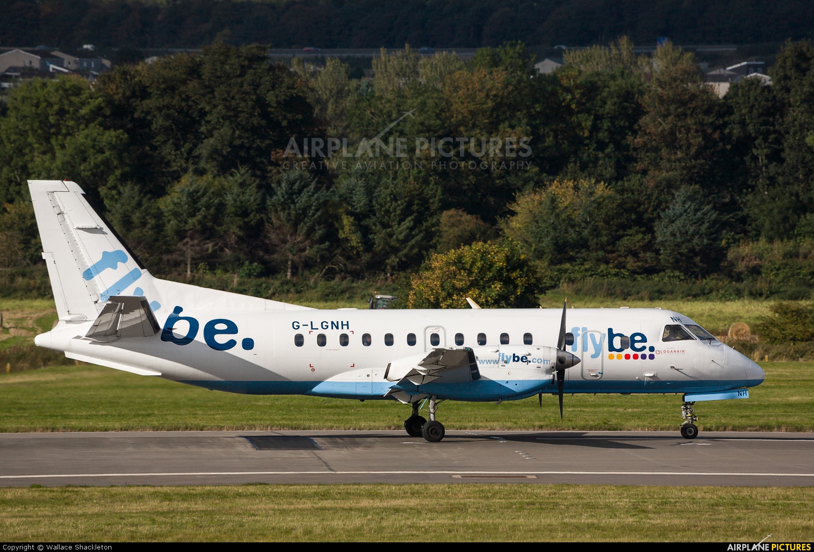 FlyBe - Loganair G-LGNH aircraft at Edinburgh