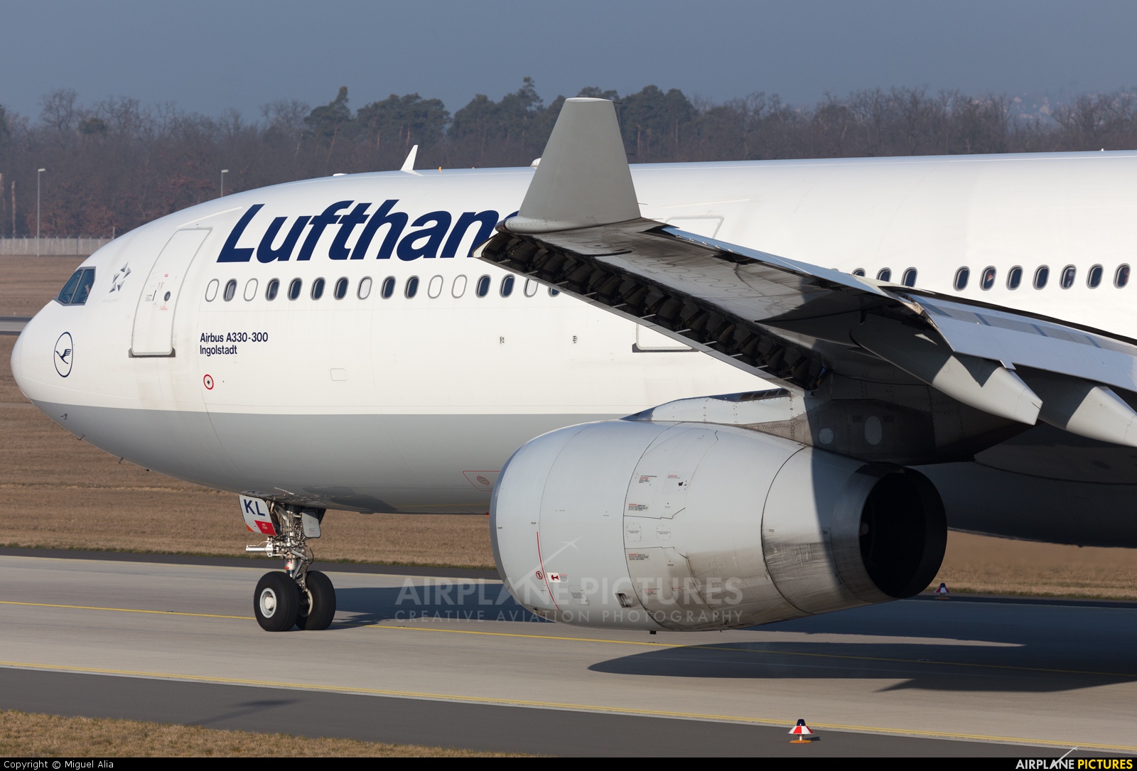 Lufthansa D-AIKL aircraft at Frankfurt