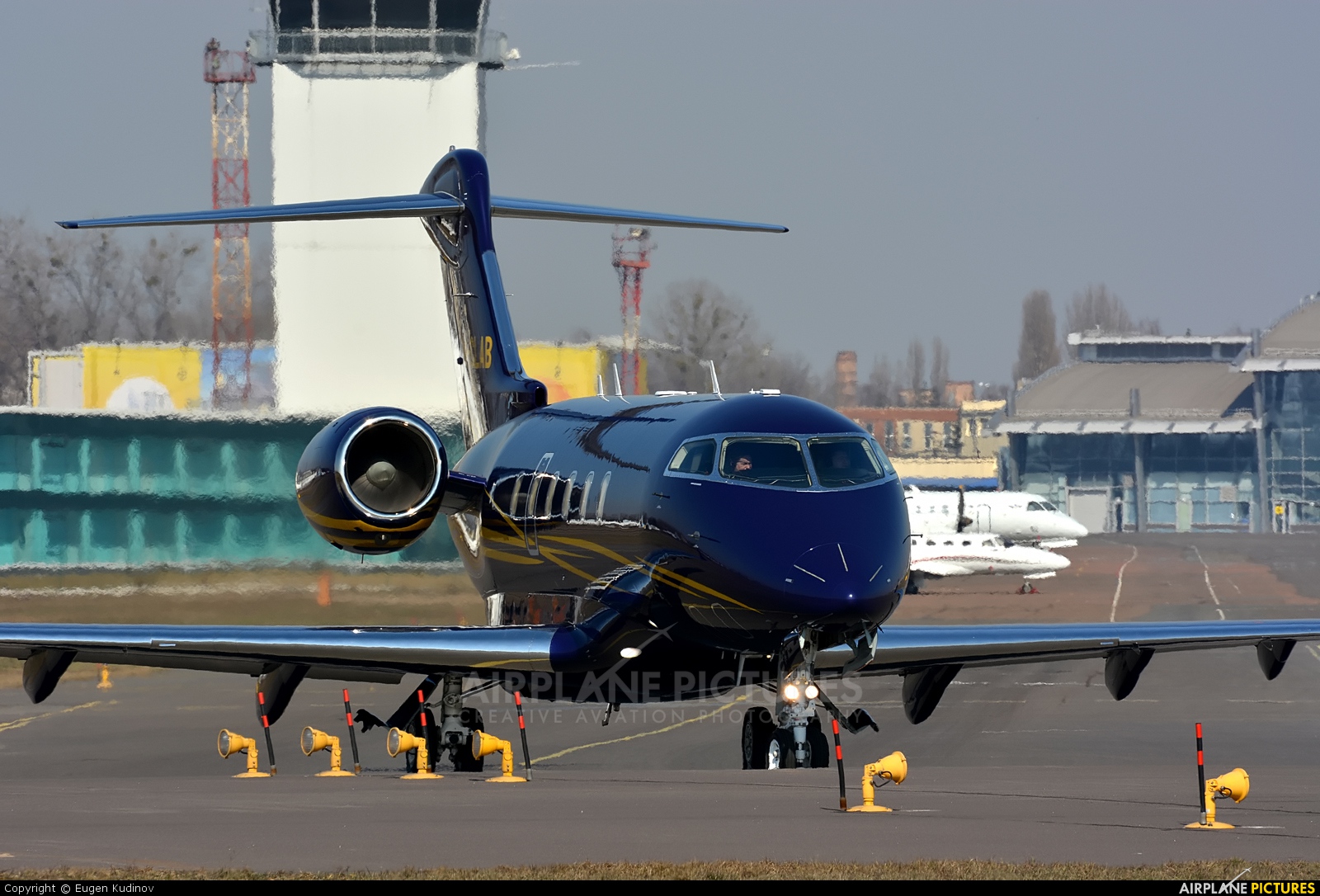 Private M-CLAB aircraft at Kyiv - Zhulyany