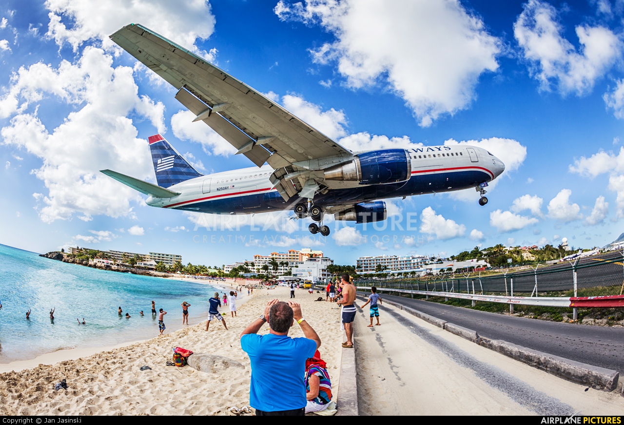US Airways N250AY aircraft at Sint Maarten - Princess Juliana Intl
