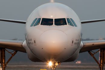 EC-JRE - Iberia Airbus A321