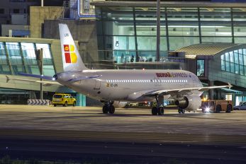 EC-LRG - Iberia Express Airbus A320