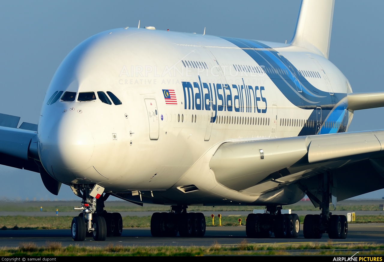 Malaysia Airlines 9M-MNE aircraft at Paris - Charles de Gaulle