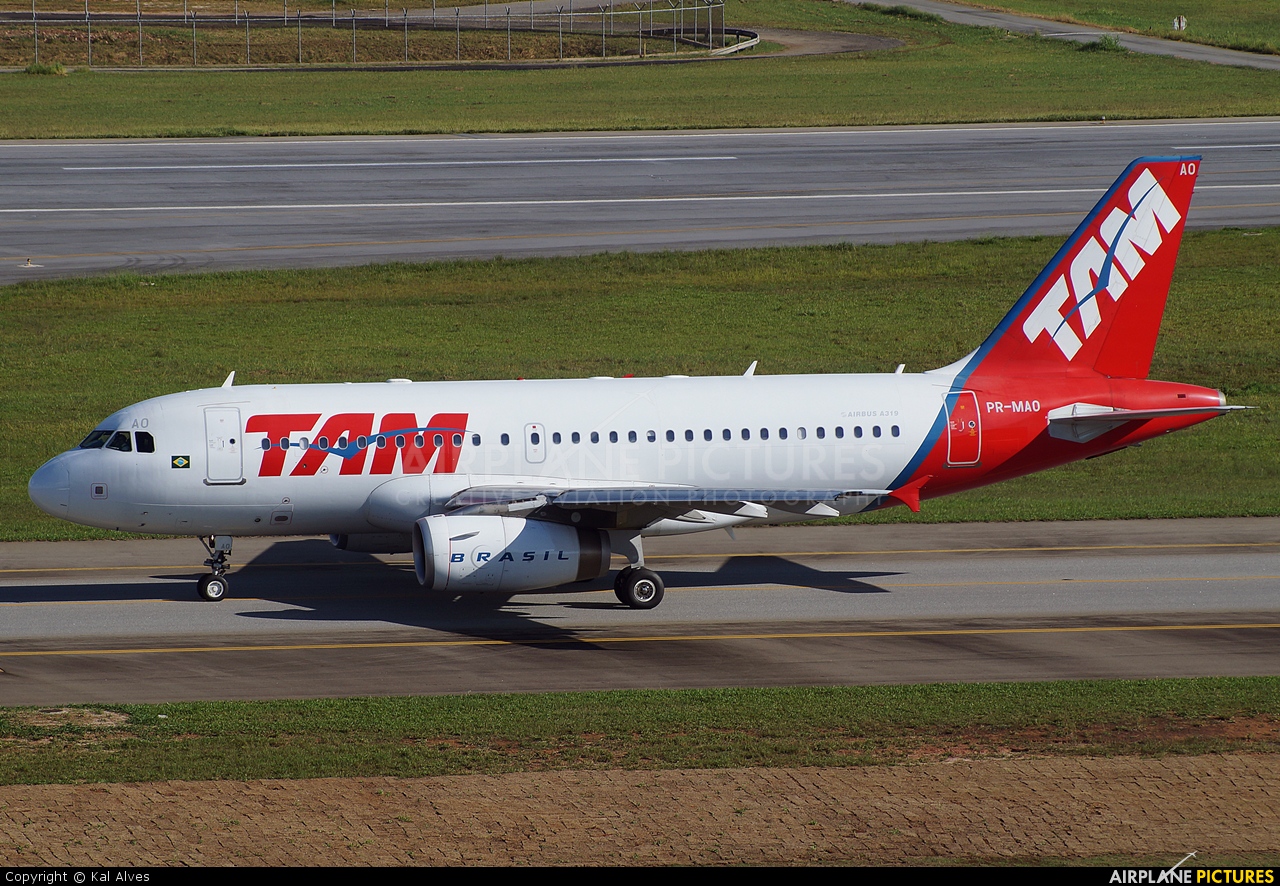 TAM PR-MAO aircraft at São Paulo - Guarulhos