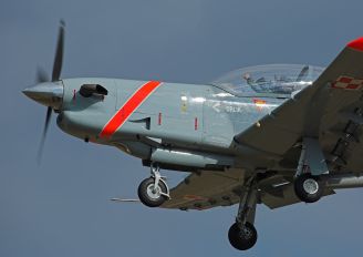 043 - Poland - Air Force "Orlik Acrobatic Group" PZL 130 Orlik TC-1 / 2