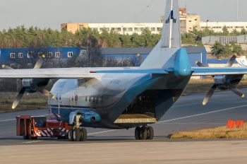 RA-12195 - Moskovia Airlines Antonov An-12 (all models)