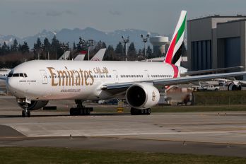 A6-ENO - Emirates Airlines Boeing 777-300ER