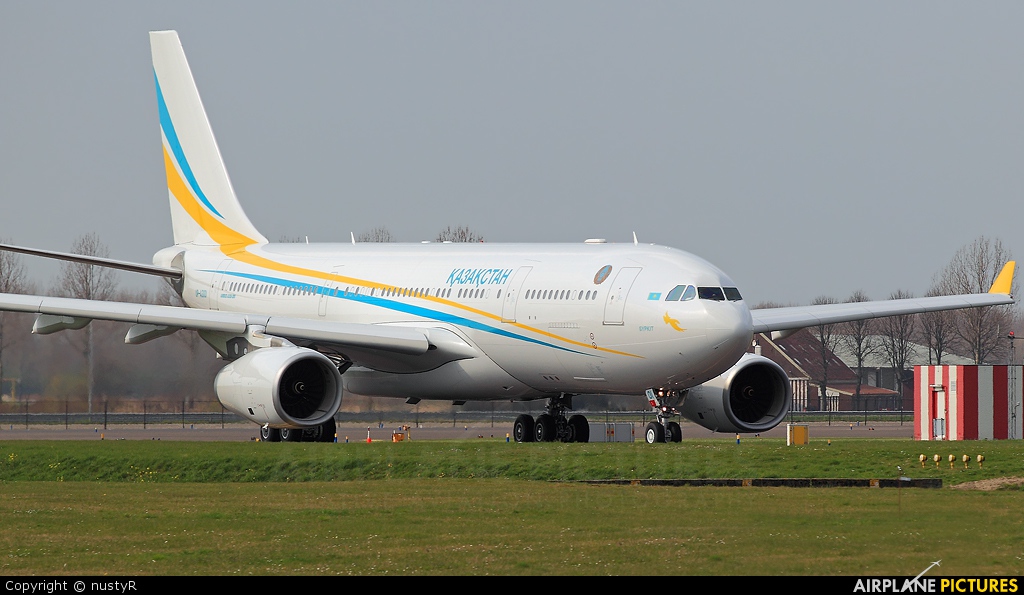 Kazakhstan - Government UP-A3001 aircraft at Amsterdam - Schiphol