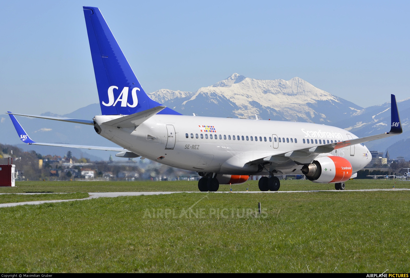 SAS - Scandinavian Airlines SE-REZ aircraft at Innsbruck