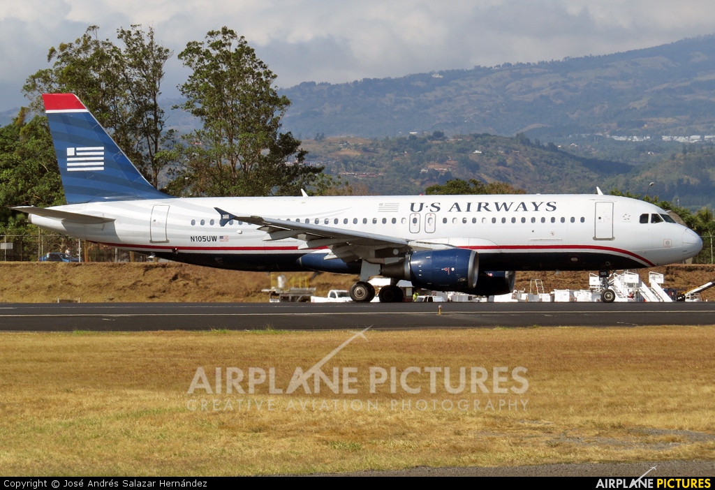 US Airways N105UW aircraft at San Jose - Juan Santamaría Intl