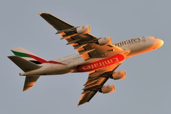A6-EDJ - Emirates Airlines Airbus A380