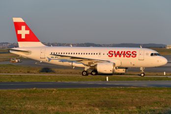 HB-IPV - Swiss Airbus A319