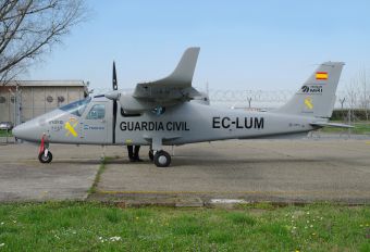 EC-LUM - Spain - Guardia Civil Tecnam P2006T