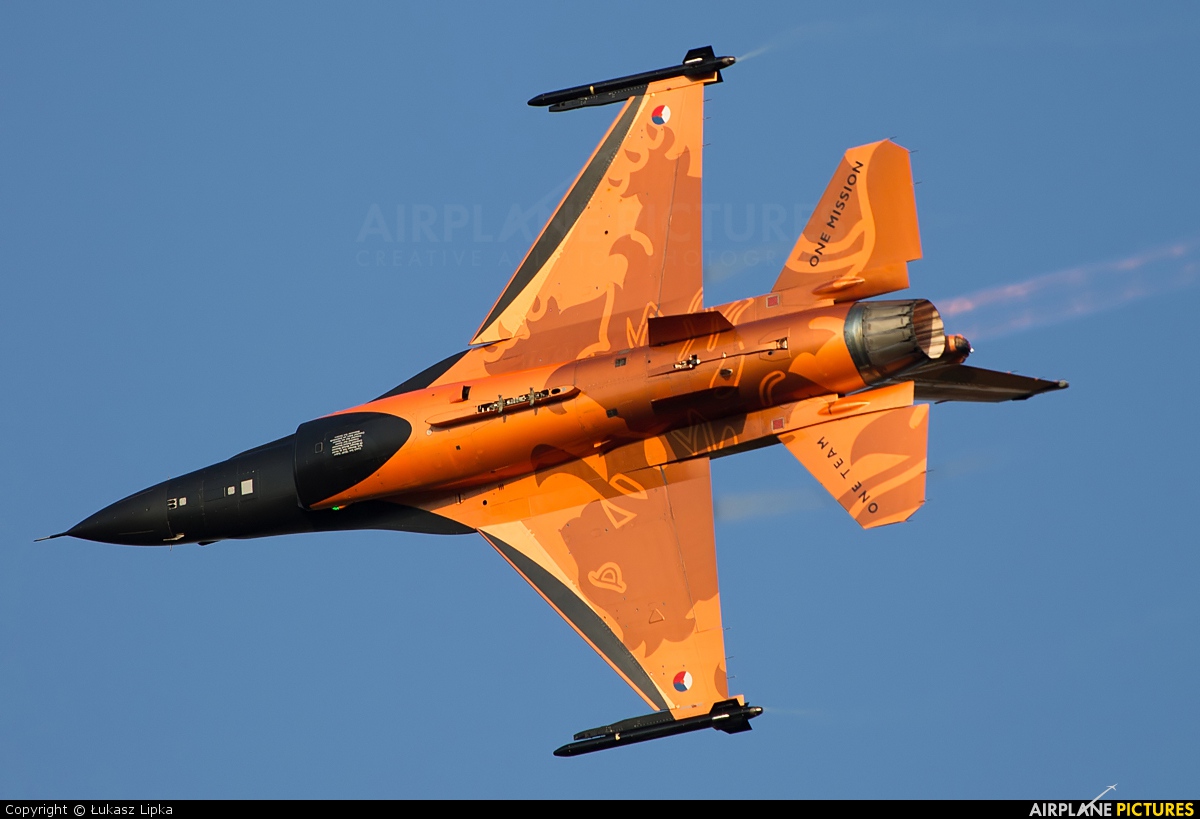J-015 - Netherlands - Air Force General Dynamics F-16AM Fighting Falcon ...