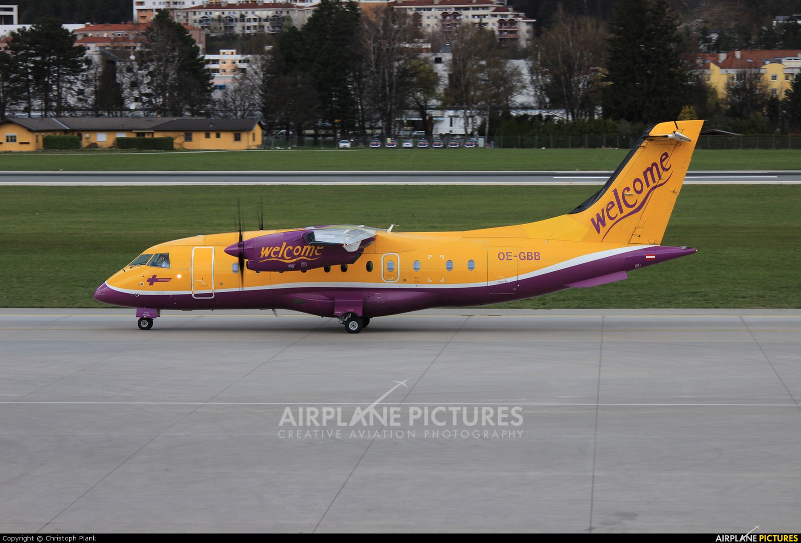 Welcome Air OE-GBB aircraft at Innsbruck