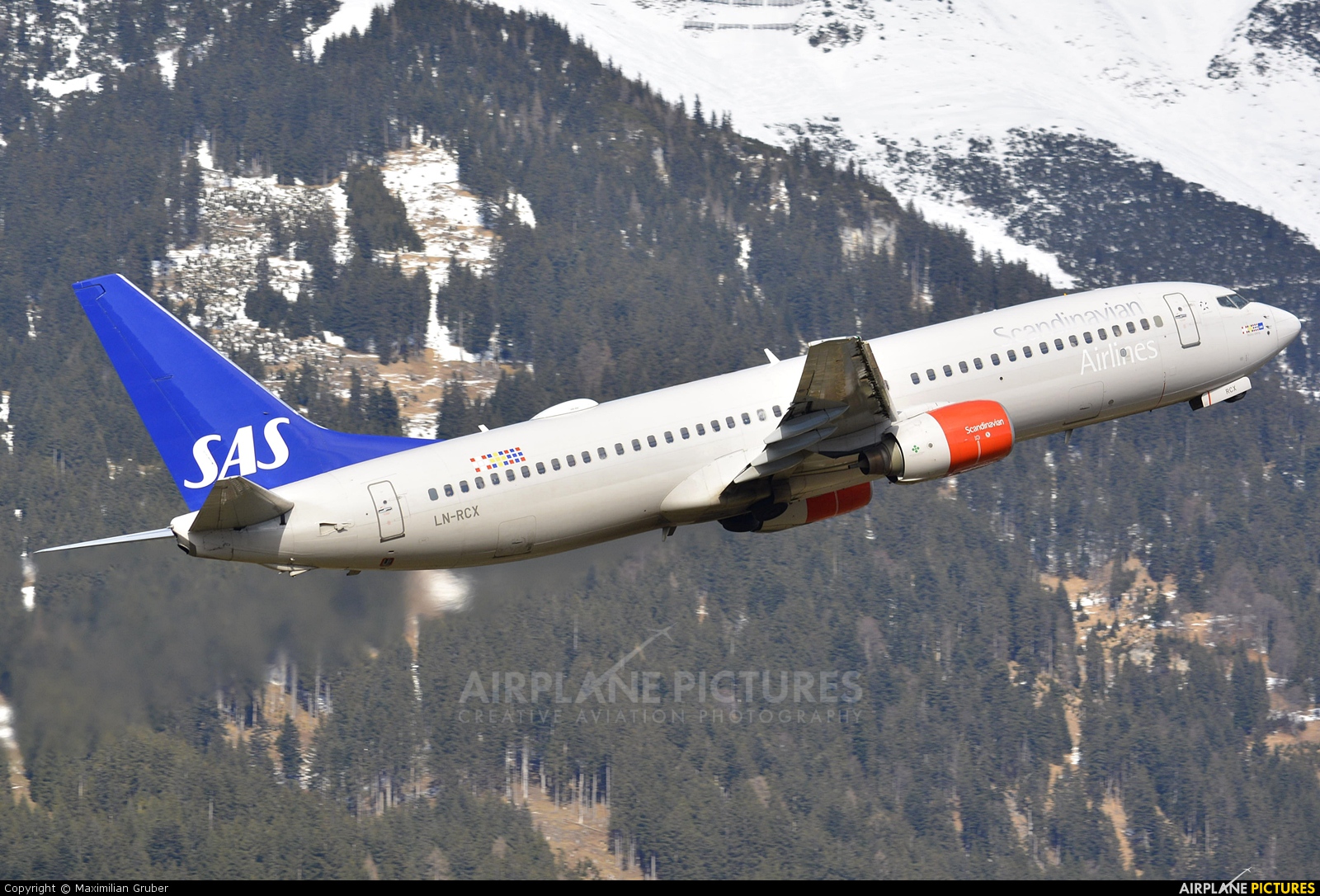 SAS - Scandinavian Airlines LN-RCX aircraft at Innsbruck