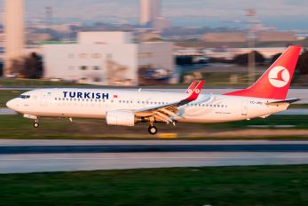 TC-JHD - Turkish Airlines Boeing 737-800