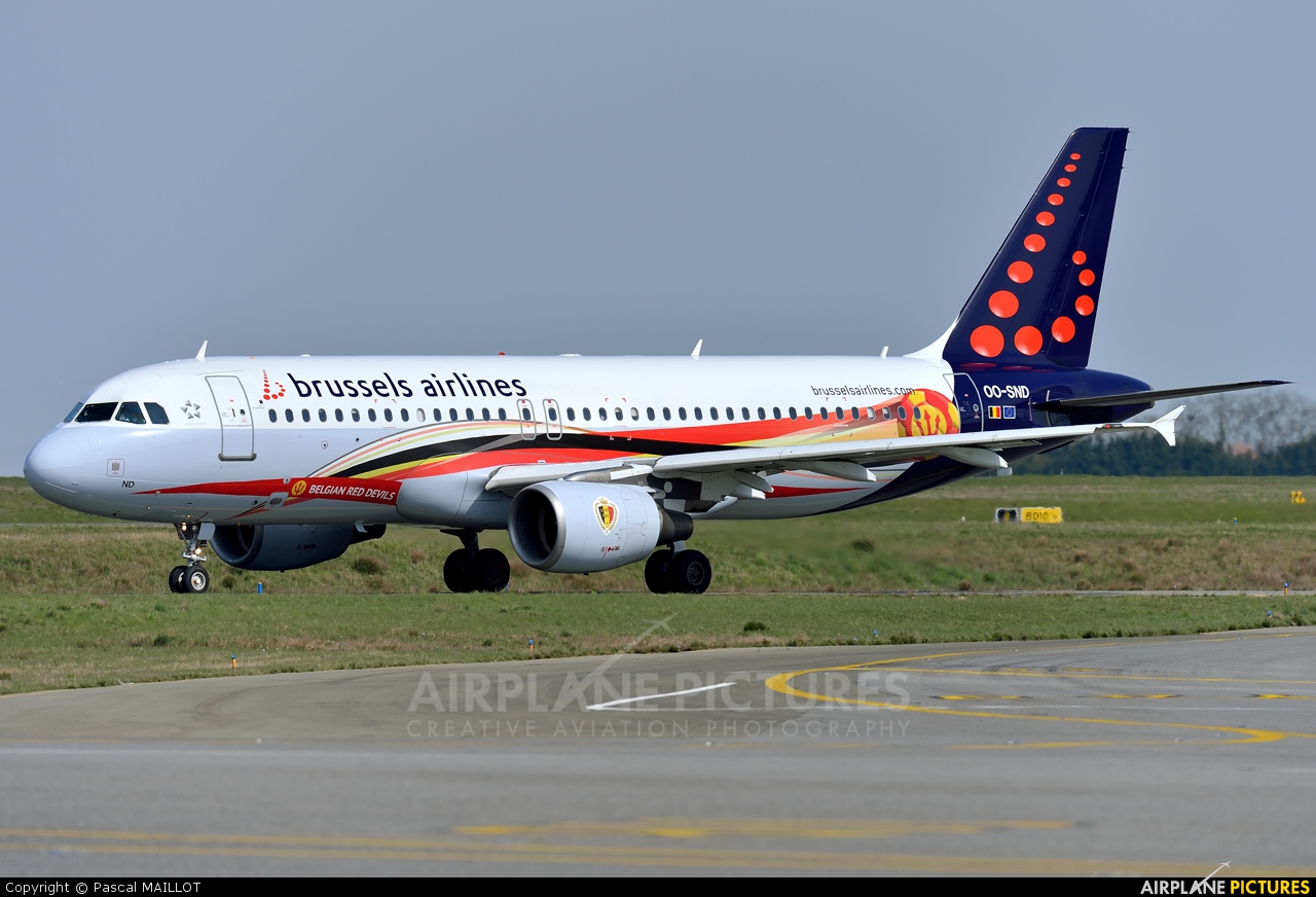Brussels Airlines OO-SND aircraft at Paris - Charles de Gaulle