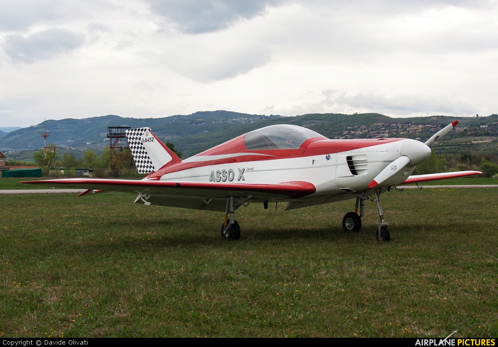 Private I-A452 aircraft at Verona - Boscomantico