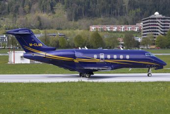 M-CLAB - Private Bombardier BD-100 Challenger 300 series