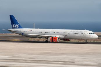 OY-KBK - SAS - Scandinavian Airlines Airbus A321