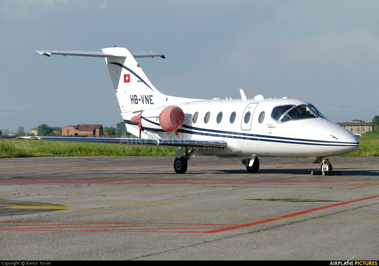 Private HB-VNE aircraft at Parma