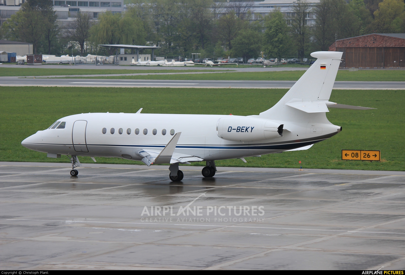 Private D-BEKY aircraft at Innsbruck
