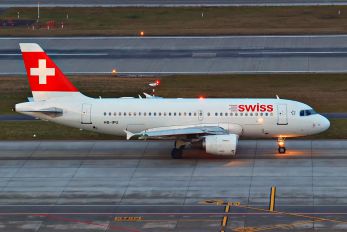 HB-IPU - Swiss Airbus A319
