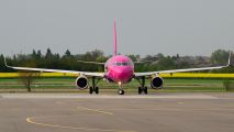 HA-LWX - Wizz Air Airbus A320 aircraft