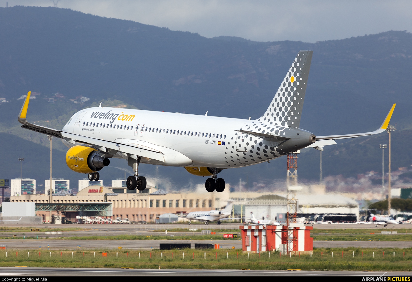 Vueling Airlines EC-LZN aircraft at Barcelona - El Prat