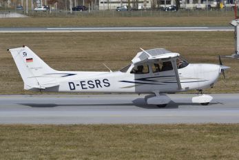 D-ESRS - Private Cessna 172 Skyhawk (all models except RG)