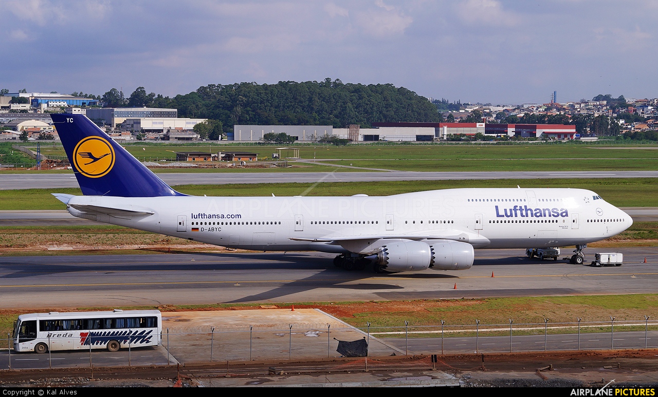 Lufthansa D-ABYC aircraft at São Paulo - Guarulhos