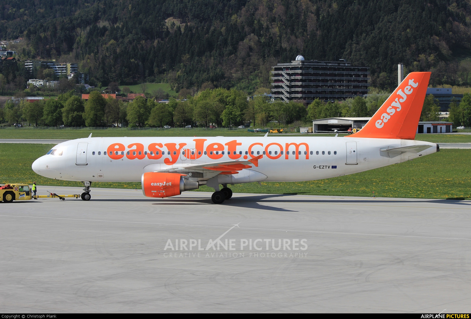 easyJet G-EZTV aircraft at Innsbruck
