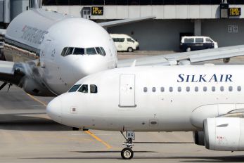 9V-SBG - SilkAir Airbus A319