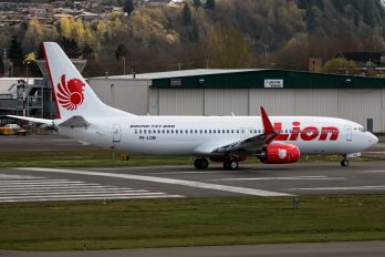 PK-LOM - Lion Airlines Boeing 737-800
