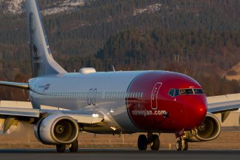 LN-NOT - Norwegian Air Shuttle Boeing 737-800