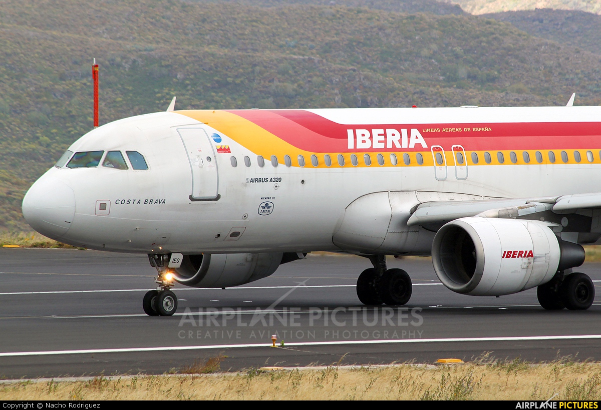 Iberia EC-IEG aircraft at Tenerife Norte - Los Rodeos