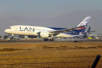CC-BBB - LAN Airlines Boeing 787-8 Dreamliner