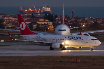 TC-JFZ - Turkish Airlines Boeing 737-800