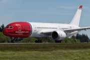 Norwegian Long Haul takes delivery of its 5th Dreamliner title=